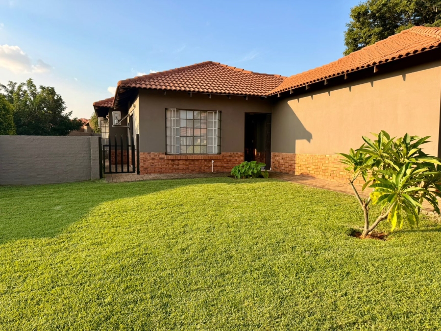 3 Bedroom Property for Sale in Waterkloof East North West